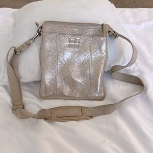 Crossbody bag